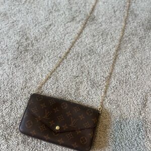 Louis Vuitton Crossbody Purse